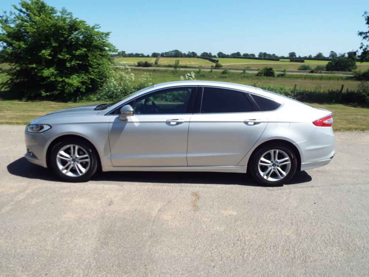 Ford - Mondeo  
