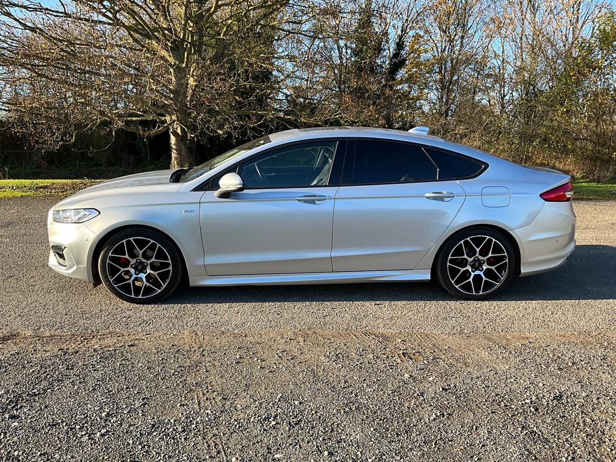 Ford - Mondeo