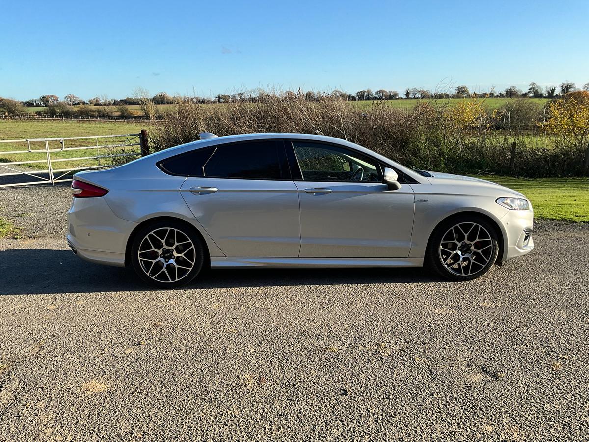 Ford - Mondeo