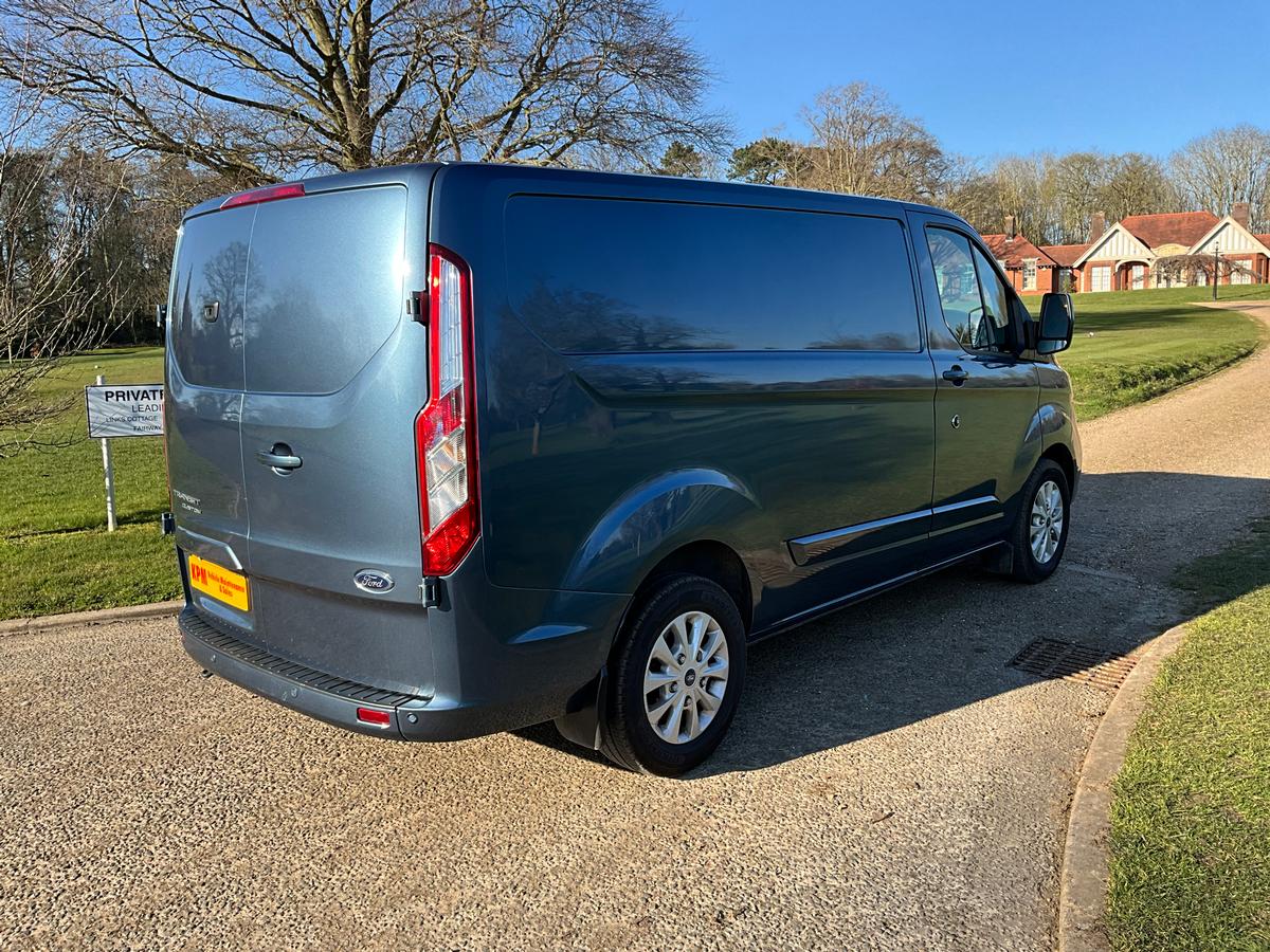 Ford  - Transit Custom 