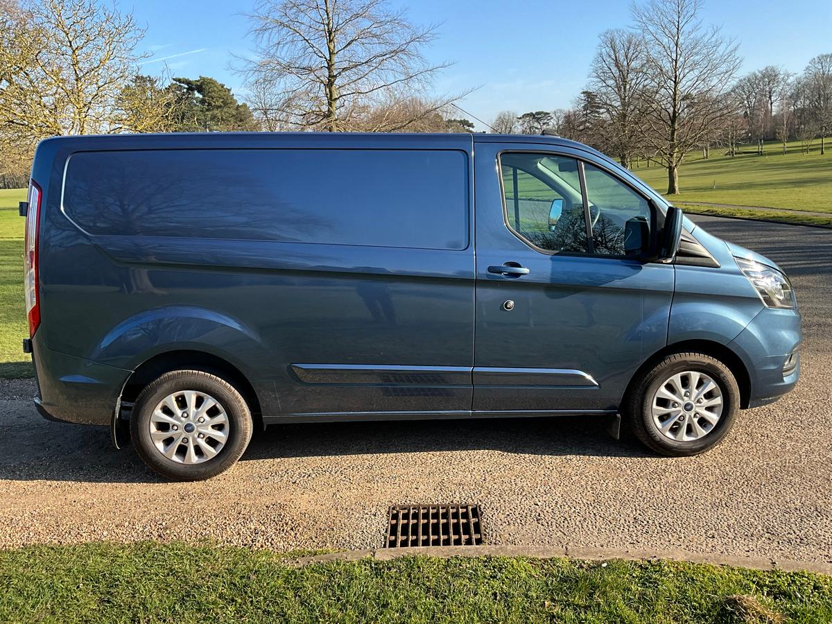 Ford  - Transit Custom 