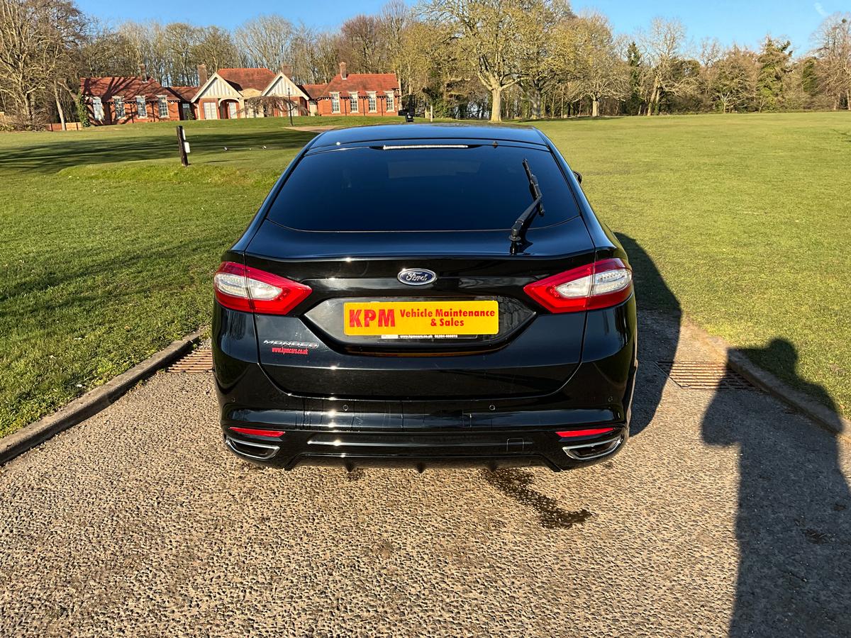 Ford  - Mondeo 