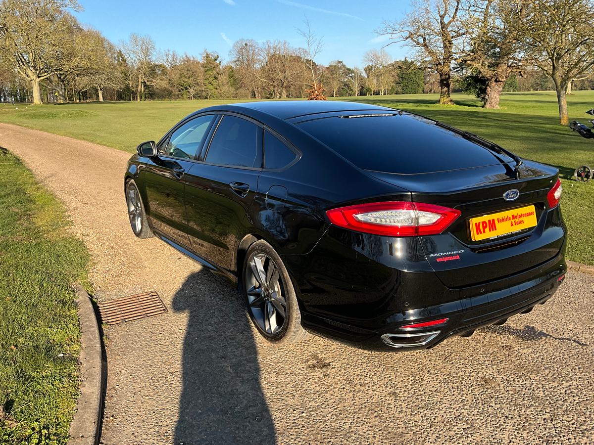 Ford  - Mondeo 