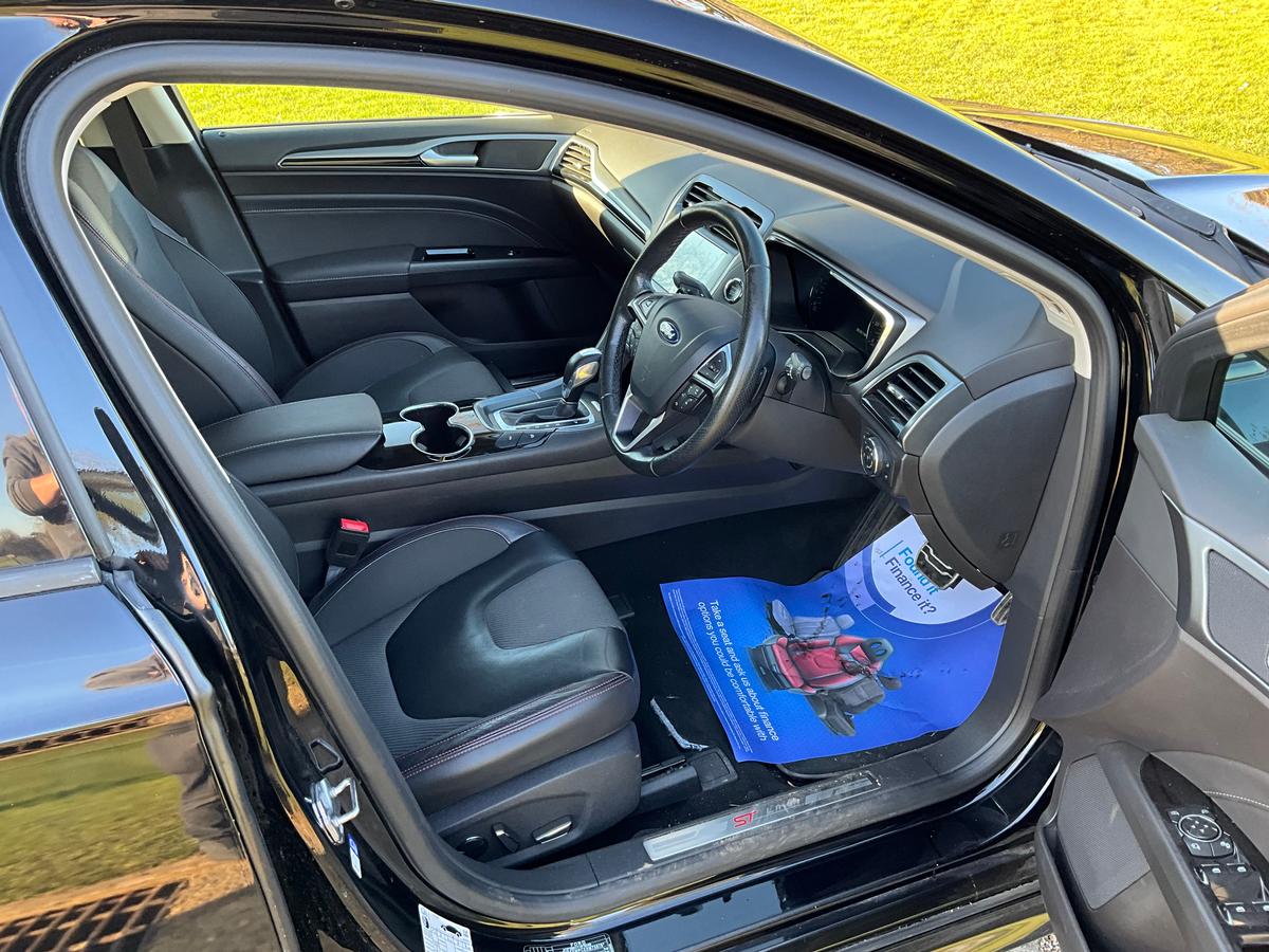 Ford  - Mondeo 