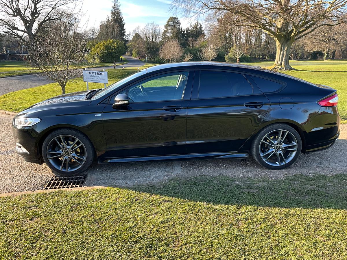 Ford  - Mondeo 