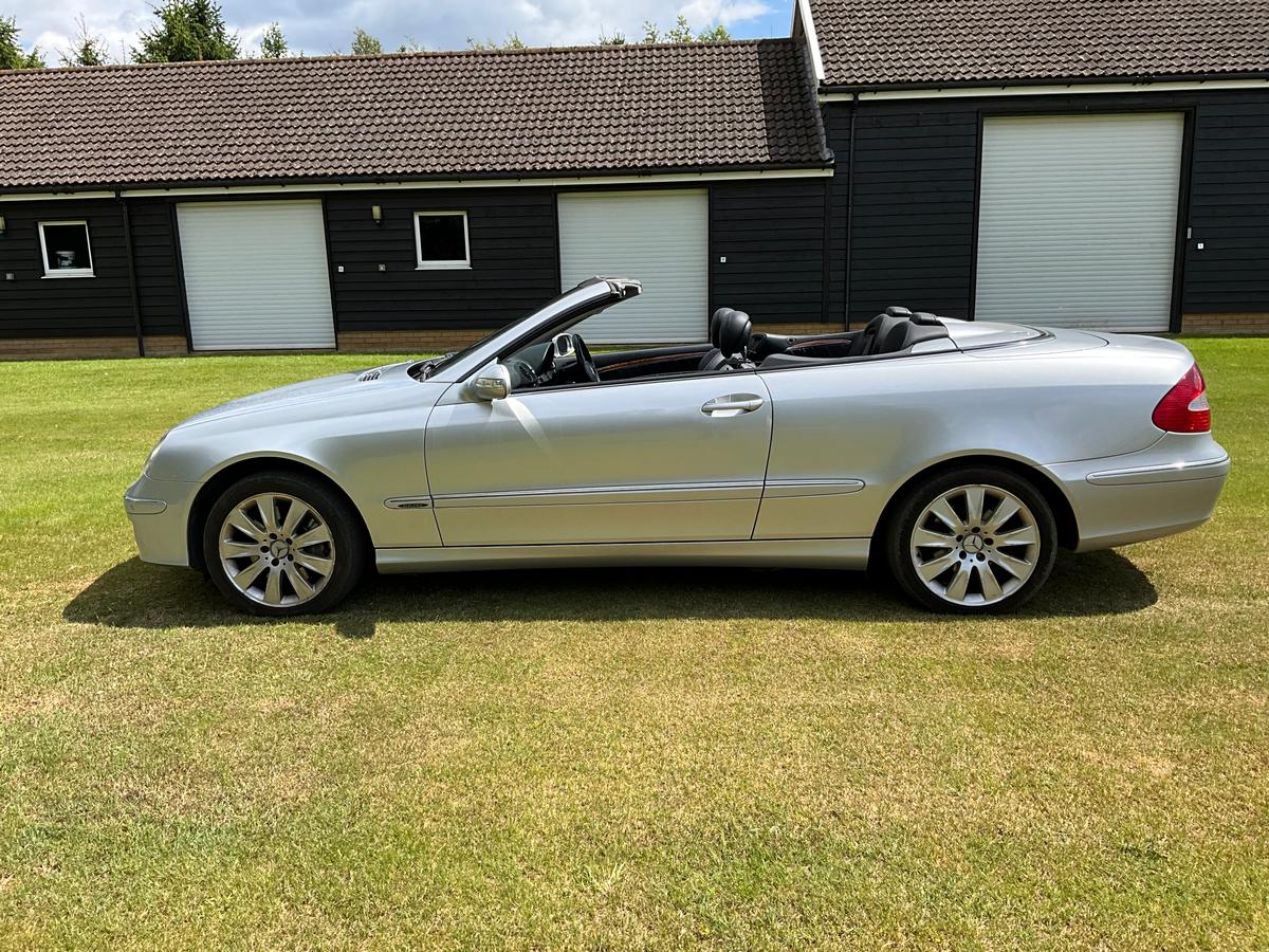 Mercedes - Clk320