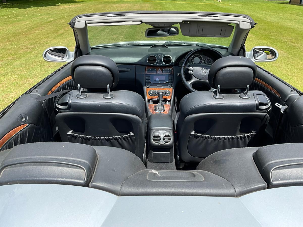 Mercedes - Clk320