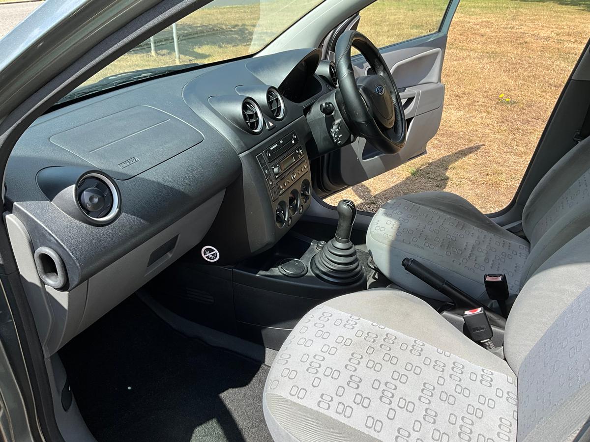 Ford - Fiesta 1.25 lx