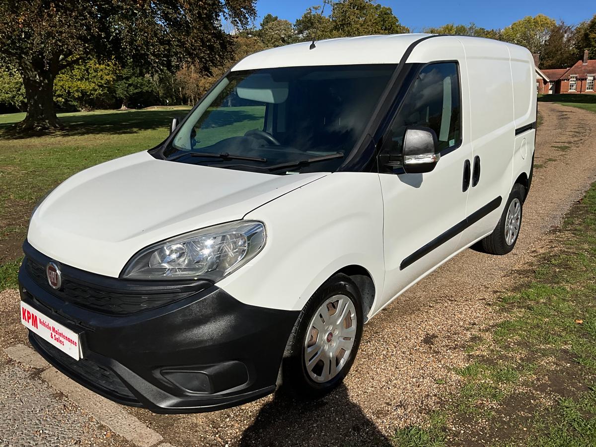Fiat - Doblo. Van