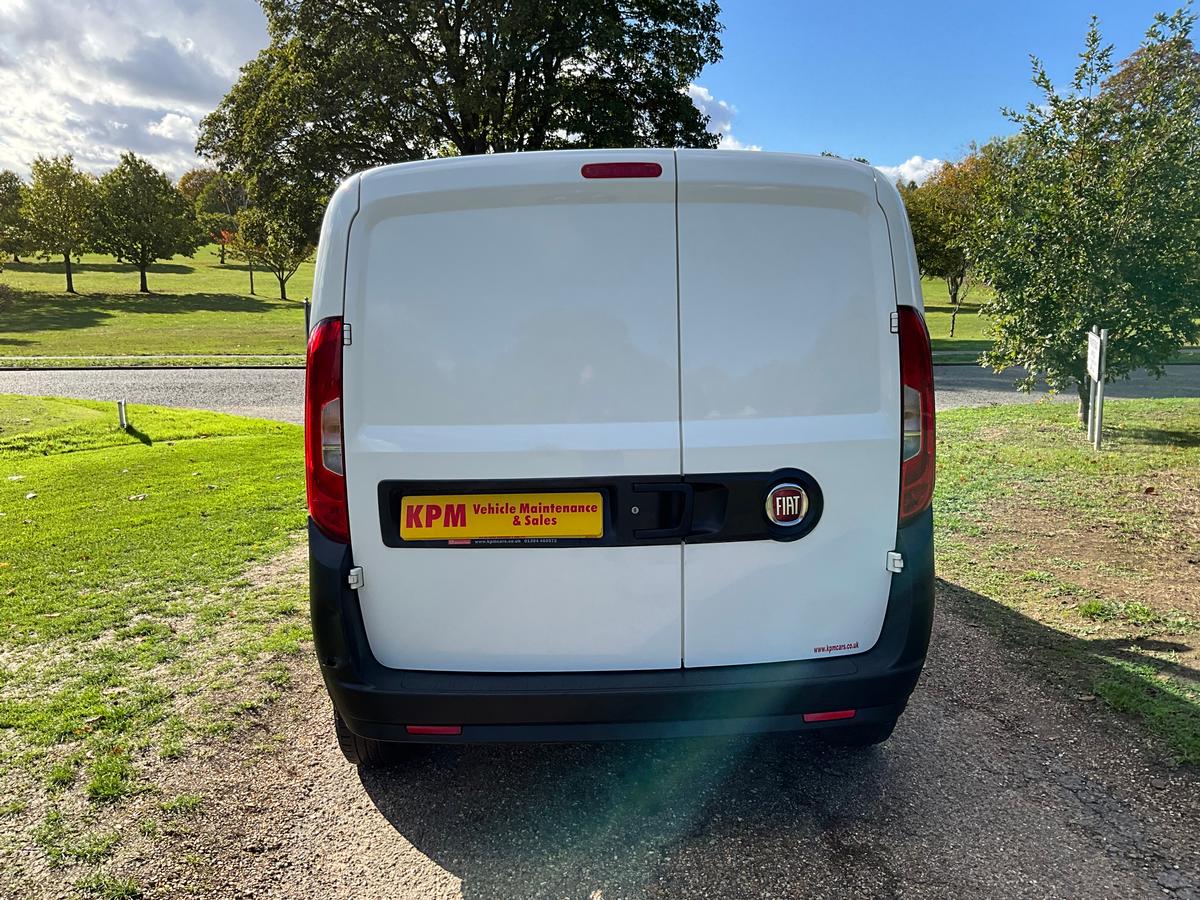Fiat - Doblo. Van