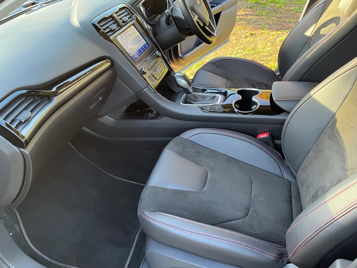 Ford - Mondeo