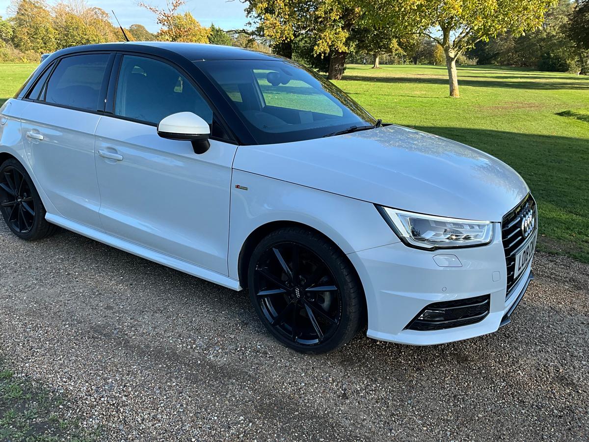 Audi - A1