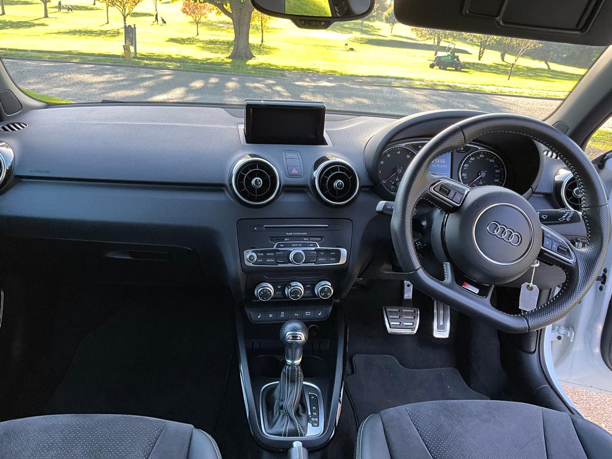 Audi - A1